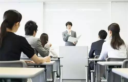 如何最大程度稳定并激励团队