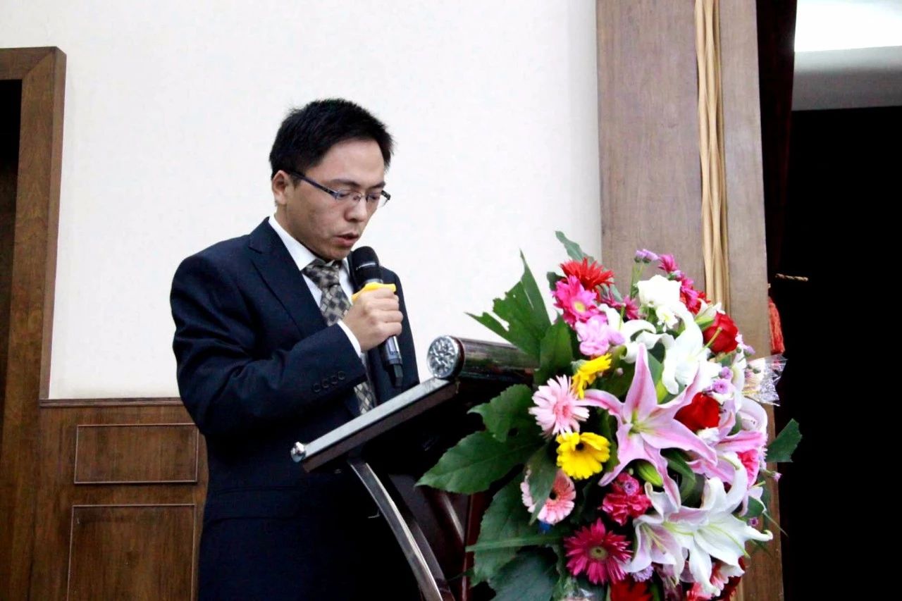 鲁群纺纱 厂长助理 邹萌萌同学